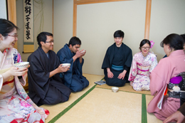 KIMONO TEA CLASS