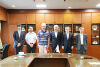 fig2:From left to right : Prof. Morishita, Prof. Liu, Prof Tolstikhin, President Fukuda, Dr. Nakano, Dr. Tanaka