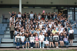 今回の短期プログラムに参加した日本人留学生の集合写真